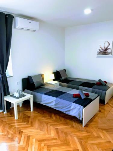 Pula Center Green Park Apartments and Rooms in Pula