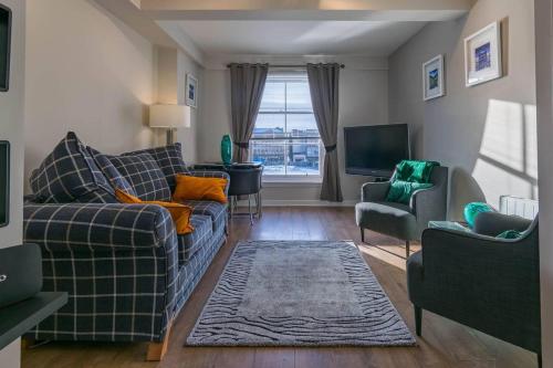 Glasgow City Centre Apartment, Abington, Lanarkshire