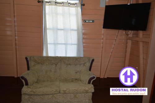 Apartamentos y Hostal RUDON #1