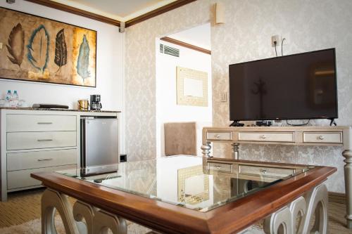 บริการและสิ่งอำนวยความสะดวก, วินด์แฮม ตอเรออน (Wyndham Torreon) in ทอร์เรออน