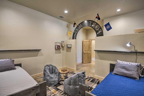 Family Friendly Unique Mtn Escape with Views! - image 12