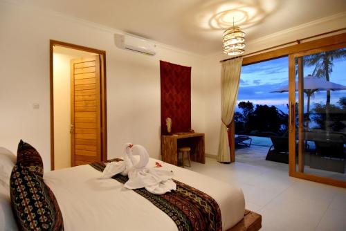 Bali Mimpi luxurious villa with great ocean views!