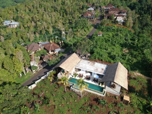 Bali Mimpi luxurious villa with great ocean views!