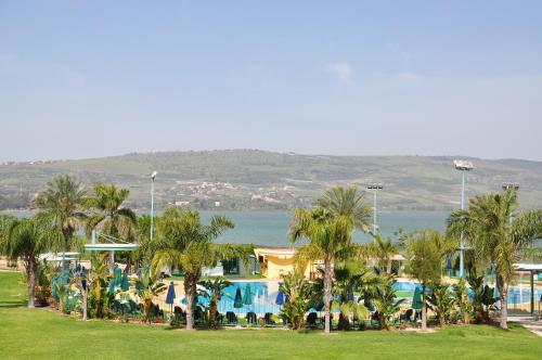주변 명소, 마간 홀리데이 빌리지 키부츠 호텔 (Maagan Holiday Village Kibbutz Hotel) in 마간