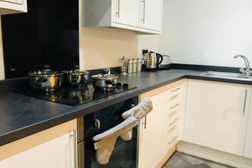 Heart Of City, Kitchen, Super King Bed, , South Yorkshire