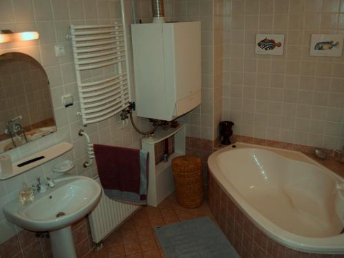 CSONGRÁDI VENDÉGVÁRÓ Apartmanok, Szarka ház