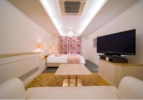 1 queen bed