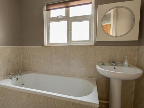 Sandsfoot Rest - image 13