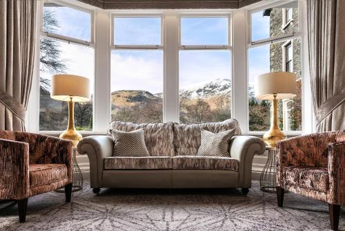 ผับ/เลาจน์, The Inn On The Lake in แกร็นริดดิง