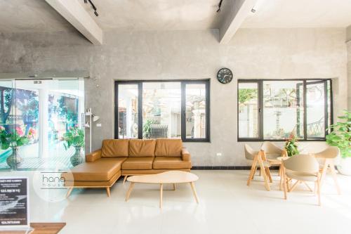 Shared lounge/TV area, Thien Phu Garden Hotel in Long Bien District