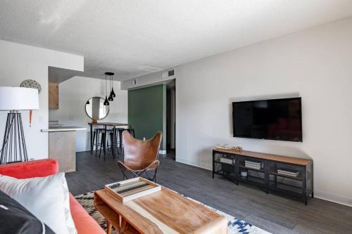 WanderJaunt - Holker - 1BR - North Phoenix - image 4