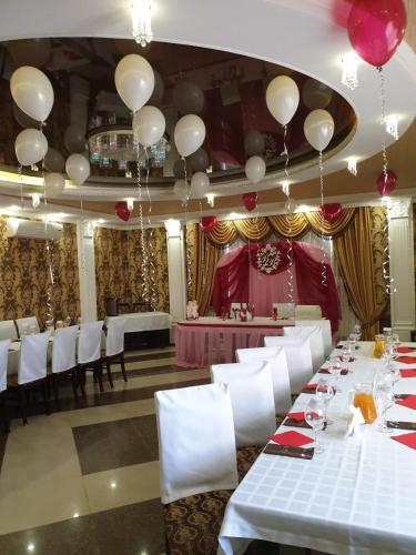 Фаворит, cafe, Russia, Astrakhan Region, Akhtubinsk - Yandex Maps