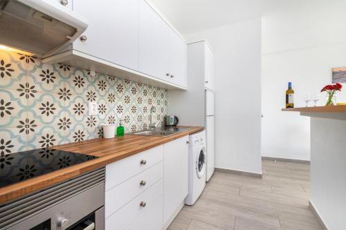 Apartamento Cor Do Mar - Sunny, Clean And Spacious Apartment With Sea View, In Alvor - Very Close Wa - Alvor