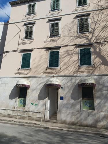 Hurricane Hostel – Split, MD
