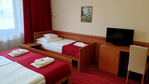 Diana Club Hotel - main image