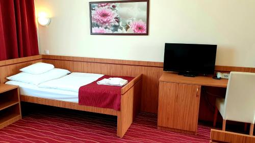 Diana Club Hotel - image 10