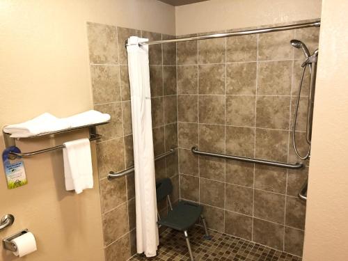 Days Inn by Wyndham West Des Moines