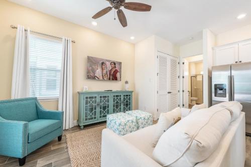 Marvelous Cottage with Hotel Amenities Near Disney at Margaritaville 8063KD - image 2