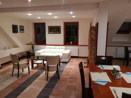 Hotel na Kafkové - image 6