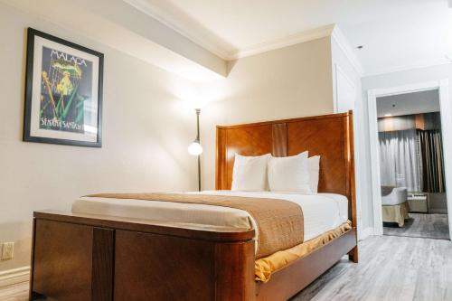 Best Western Palm Garden Inn - image 14