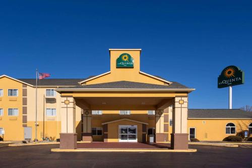 La Quinta Inn & Suites by Wyndham Peru Starved Rock State Park