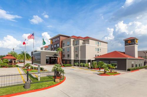 La Quinta by Wyndham Houston Channelview