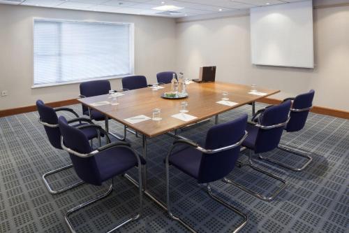 Holiday Inn Basingstoke an IHG Hotel - image 14