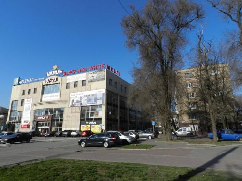 2-room Apartment on Nezalezhnoi Ukrainy Street 59 by GrandHome - image 6