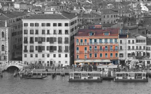 サヴォイア & ヨランダ ホテル