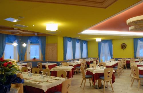 Étterem, Hotel Plank in Siror