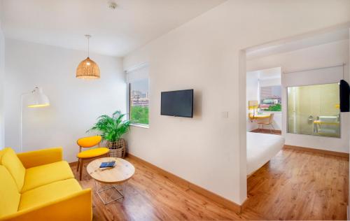 Bloomrooms @ Janpath in New Delhi