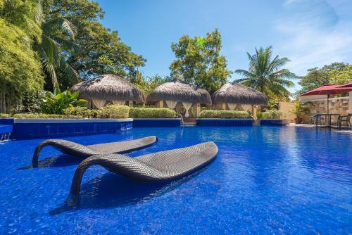 Crimson Resort and Spa Mactan