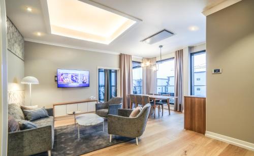 設施, 拉雲托拉阿爾瑪酒店 (Hotelli-Ravintola Alma) in 塞伊奈約基