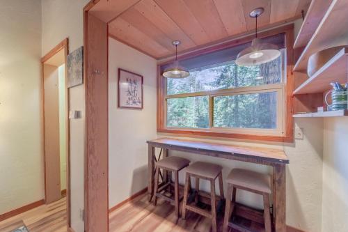 Dear Ol' Dad's Cabin - image 3