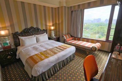 Rido Hotel - image 4