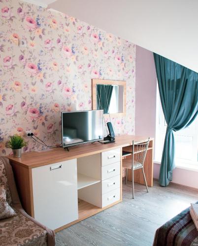 Provance Guest House - image 11
