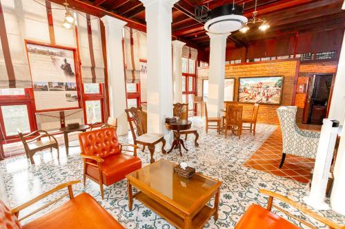 Előcsarnok, Baan Lhang Wangh in Ban Khlong