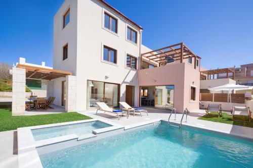 New Villa Panoera in Popular Location, Total Privacy in Agia Marina, 300m from Beach in Chania gîte à louer Nea Kydonia