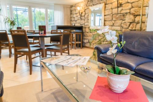 ล็อบบี้, Hotel Burger in ซีเกน