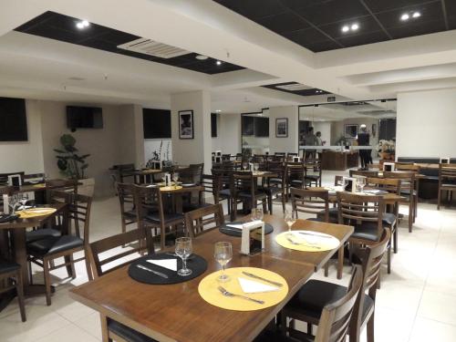 레스토랑, Occitano Apart Hotel in 피라시카바