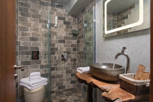 Book the Family Studio Family Studio