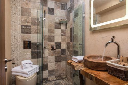 Book the Double Room with Garden View Double Room with Garden View