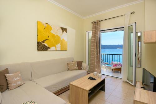  Korfos Sea Side Apartment in Elounda