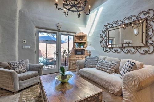 Chic Adobe-Style Bungalow in Historic Santa Fe!