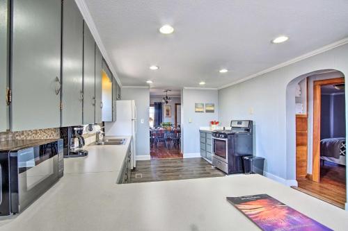 Quiet Family Home - 12 Miles To Pomona State Park! - Eisenhower State Park, Osage City