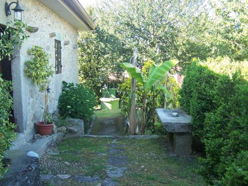 CASA PAREDES - RÍAS BAJAS (CASA PAREDES - RIAS BAJAS) in Tomino