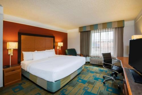 La Quinta by Wyndham Colorado Springs South Airport in Colorado Springs, USA