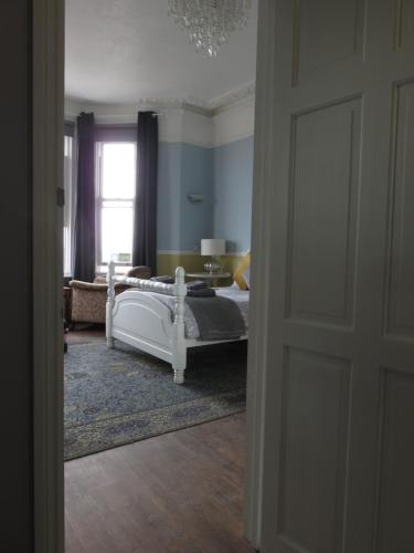 Marine View Guest House - image 2