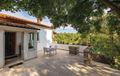 Apartments Damir with Sea View - image 4