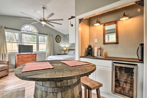 Studio with Patio - Walk to Hikes, Sights and Bites